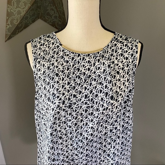 Michael Kors Sheer Sleeveless Blouse Blue Sz Medium - Picture 3 of 10